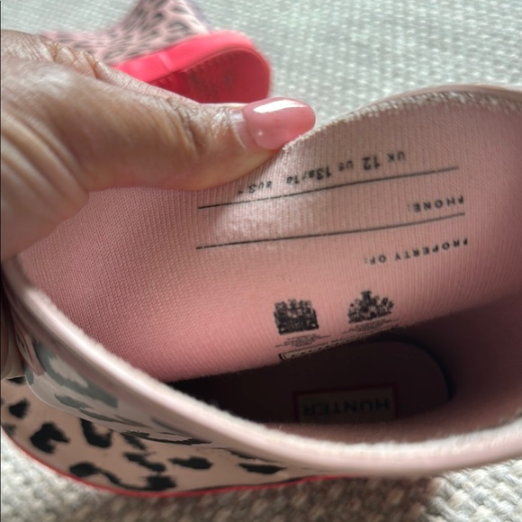 Hunter Pink Leopard Print Rain Boots - Picture 3 of 3